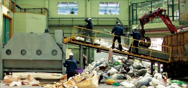 씨아이에코텍, 7년 걸리는 '의성쓰레기山' 1년 반 만에 해결